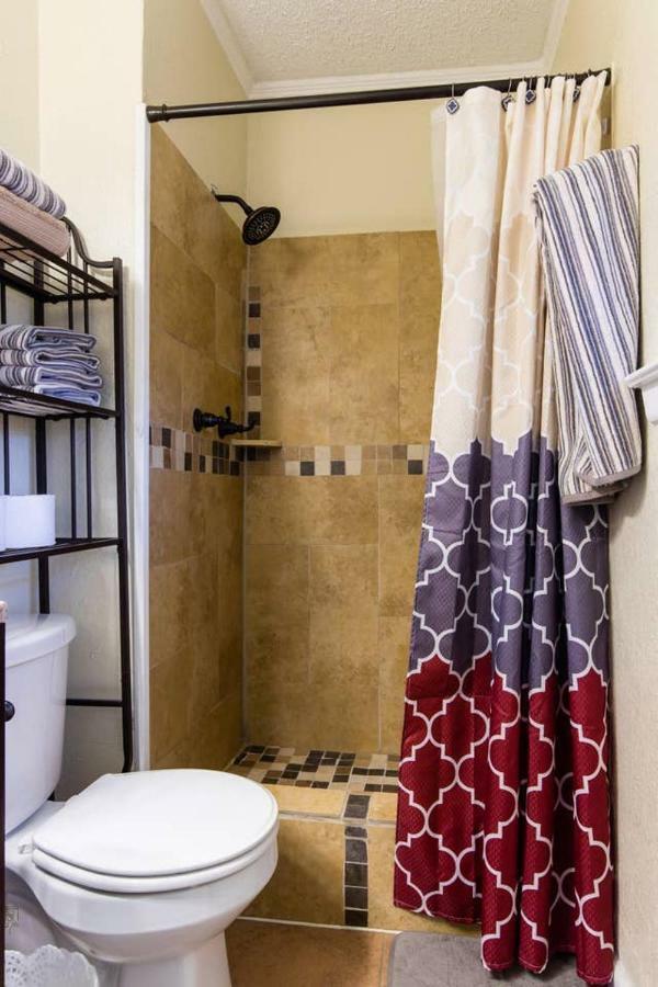 Oasis Near Dfw Airport With Mediterranean Setting Irving Bagian luar foto